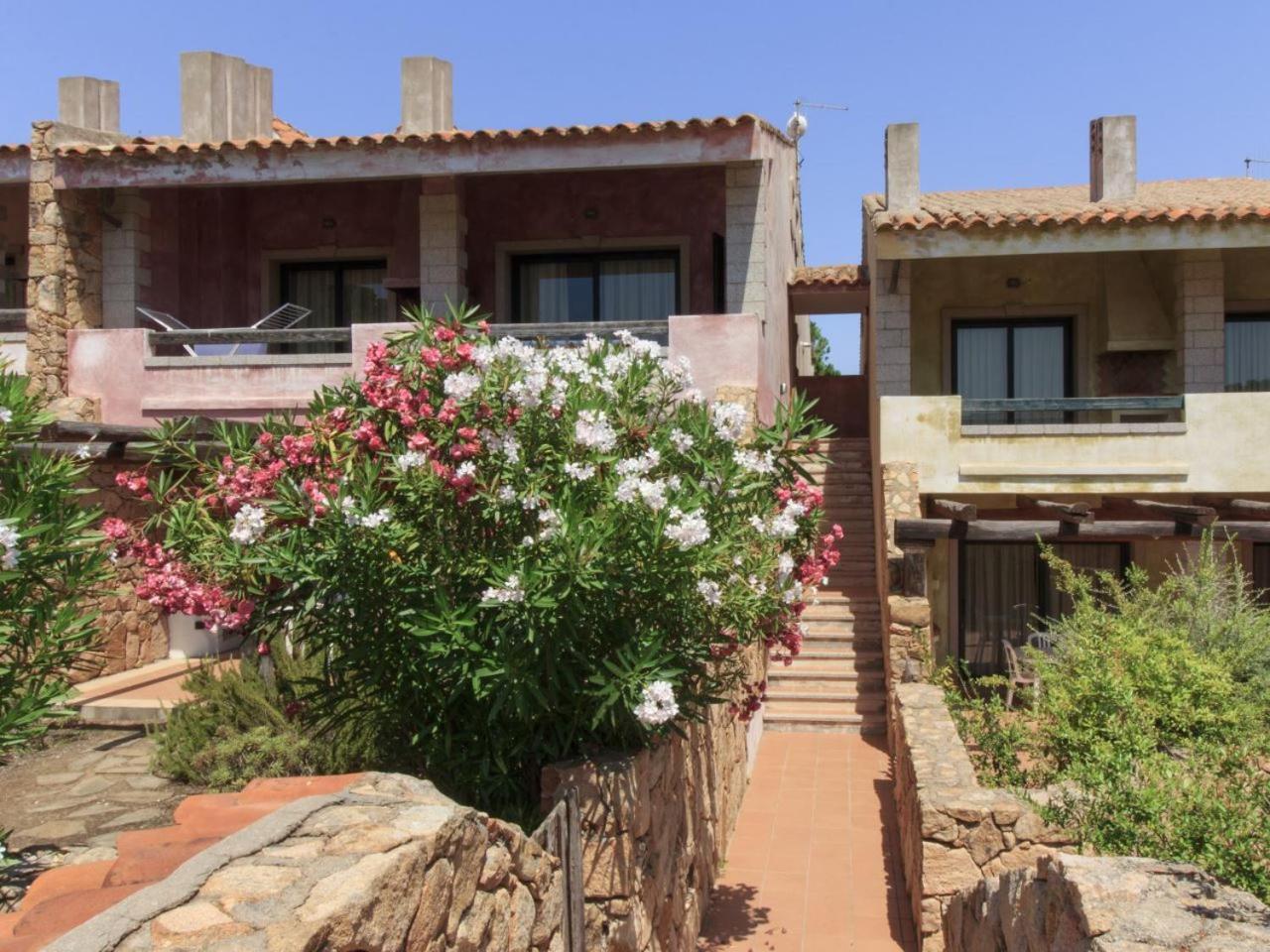 Baia Del Faro Aparthotel Palau Exterior foto